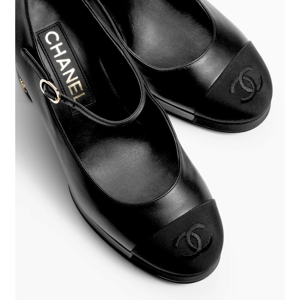 Chanel logo Pumps and Mules, worn twice. Dust bags and passport with the box.